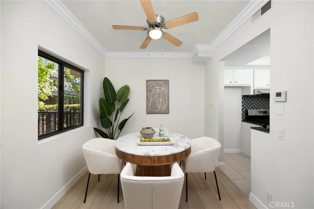 222 S Catalina Avenue 8, Pasadena, California 91106 home-pic-7